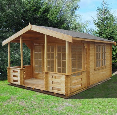 Shire Hatfield Log Cabin 131